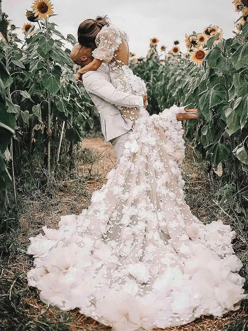 3D Flowers Puff Short Sleeves Stunning Mermaid Wedding Dress with Chapel Train WD1910