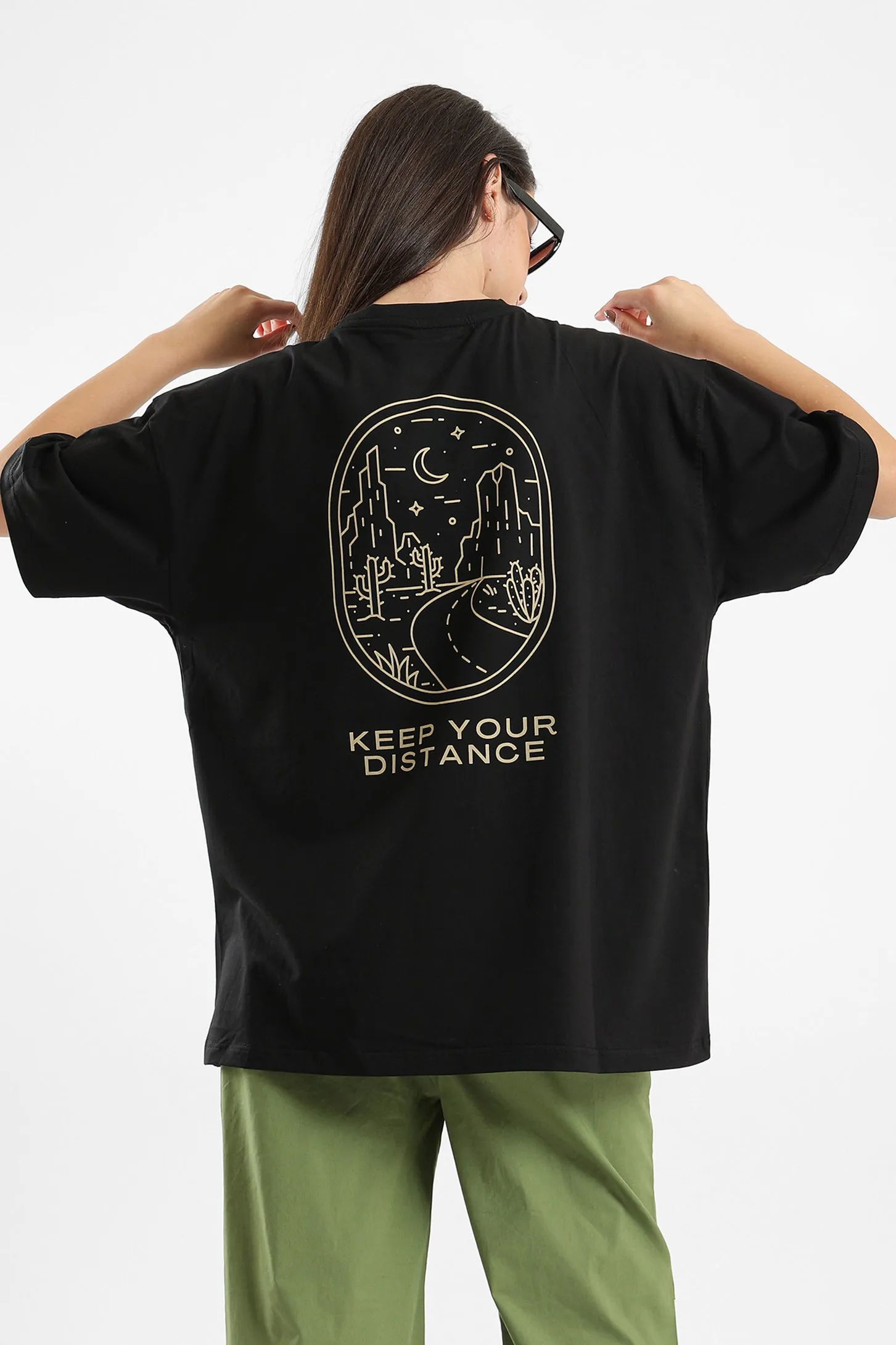 KEEP YOUR DISTANCE OVERSIZED UNISEX TEE