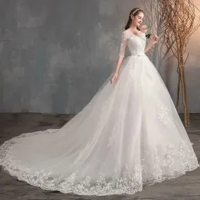 Regal Radiance Wedding Dress