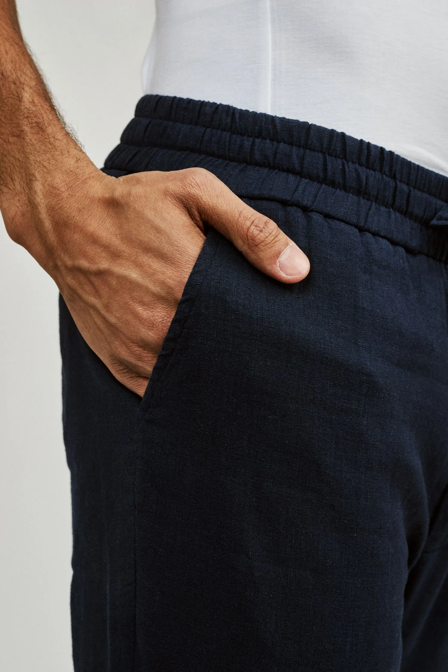 Relaxed Fit Linen Trousers